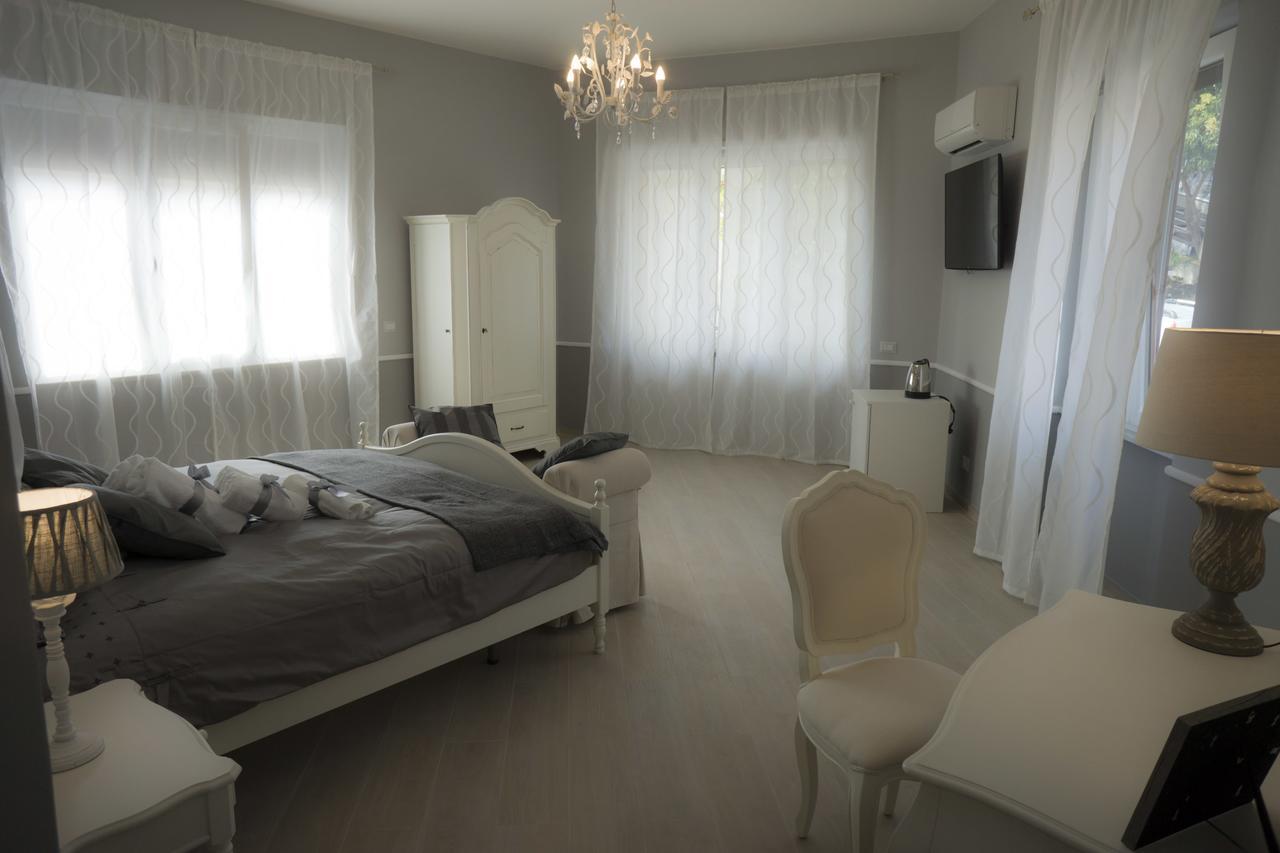 B&B Donna Ada Salerno Exteriör bild