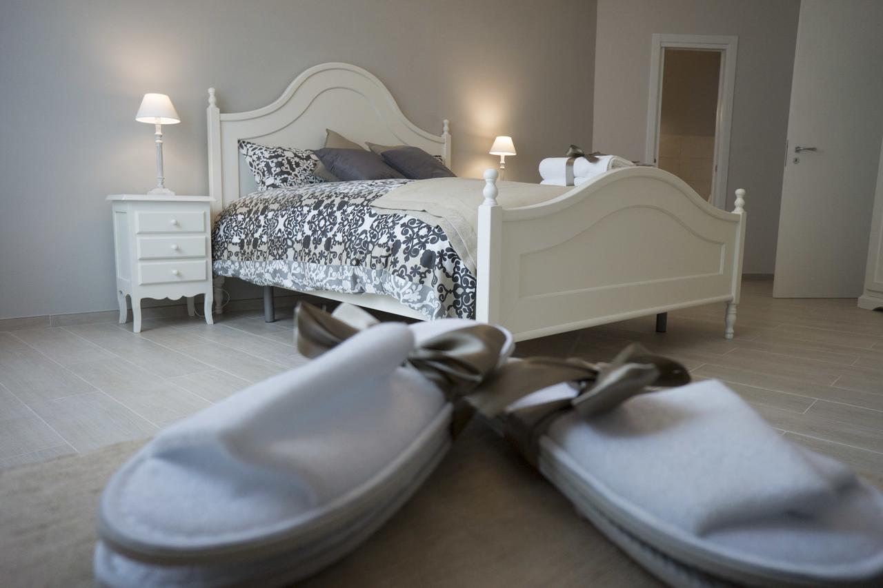 B&B Donna Ada Salerno Exteriör bild